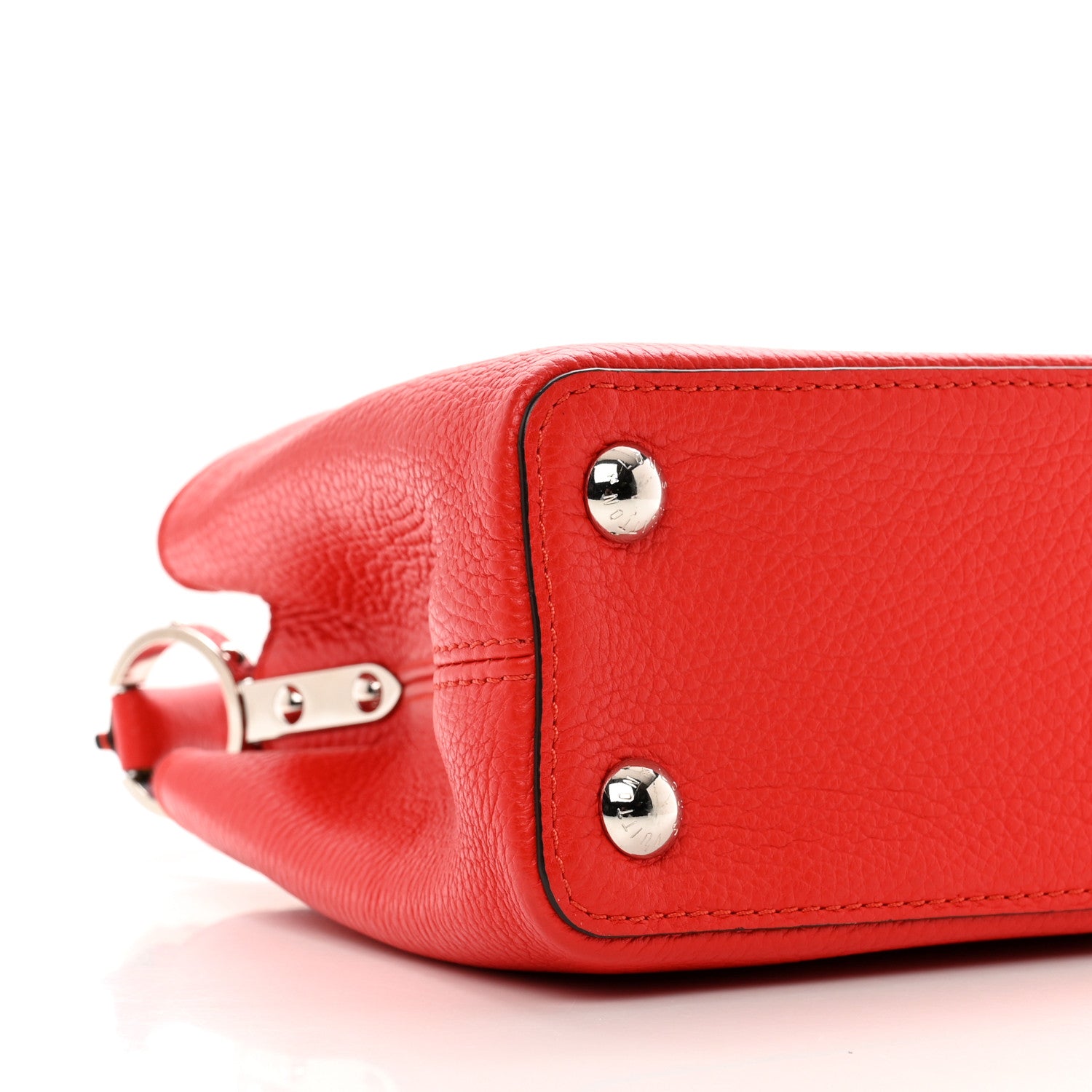 Louis Vuitton Taurillon Capucines BB Rubis 7 of 8