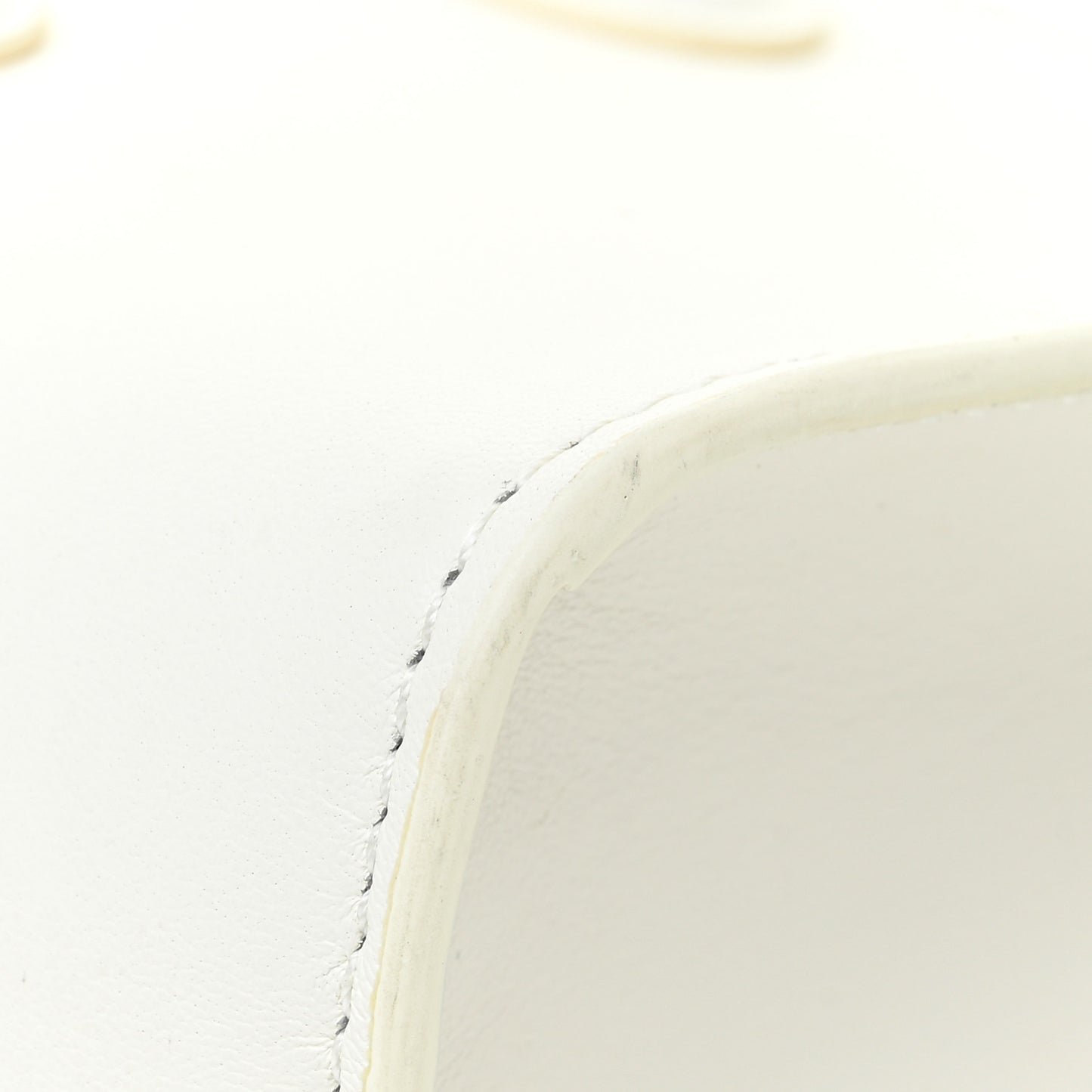 Smooth Calfskin Cuir Triomphe Shoulder Bag White