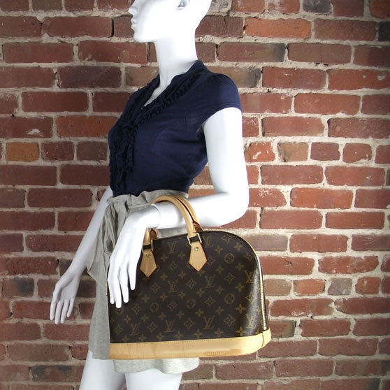 Louis Vuitton Monogram Alma 2 of 10