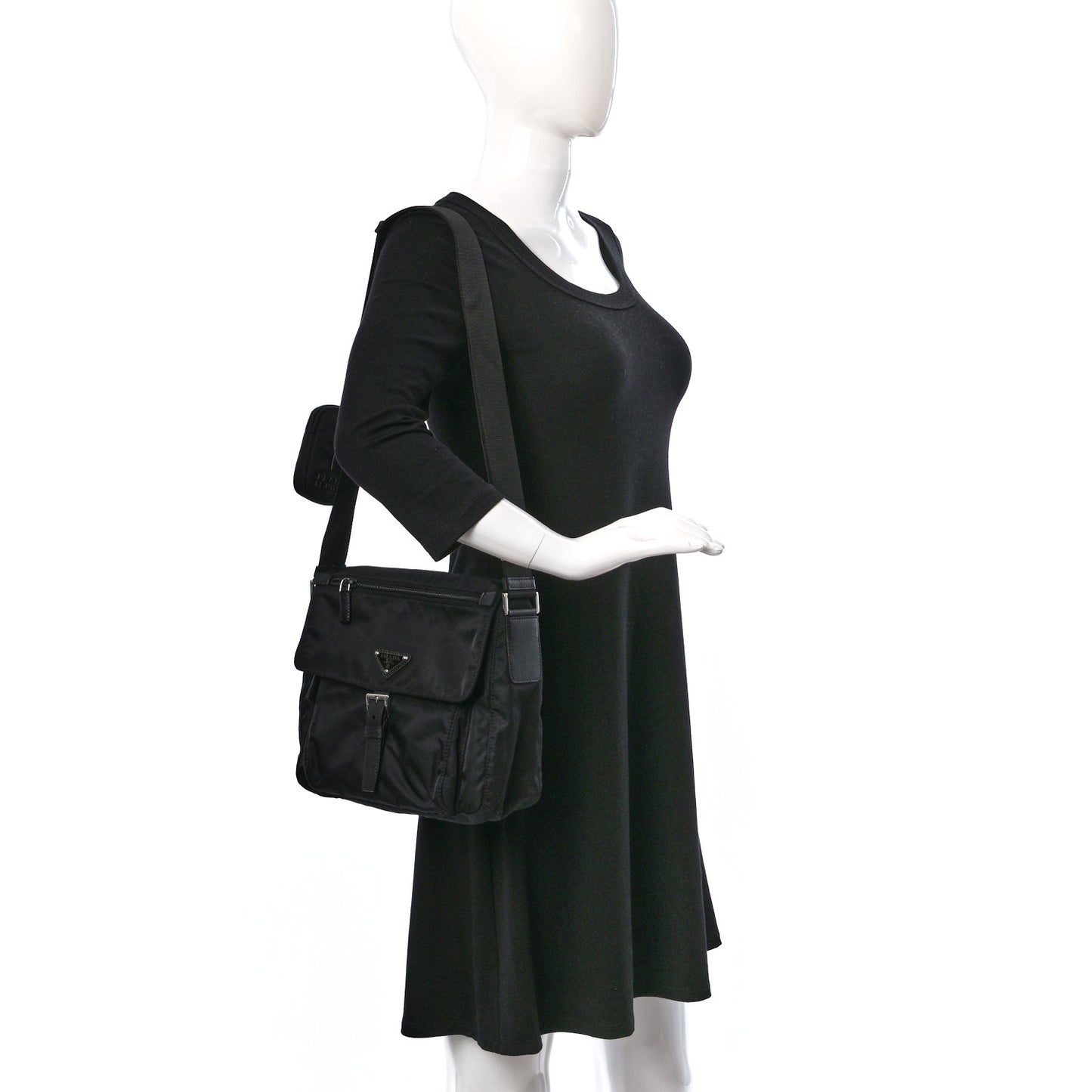 Re-Nylon Vela Saffiano Pocket Single Buckle Messenger Shoulder Bag Black