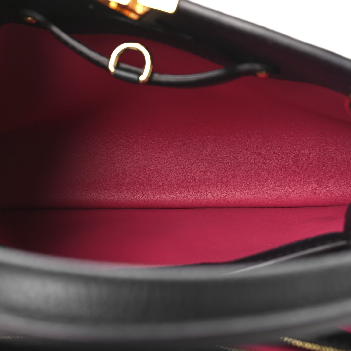 Taurillon Capucines BB Black Fuchsia