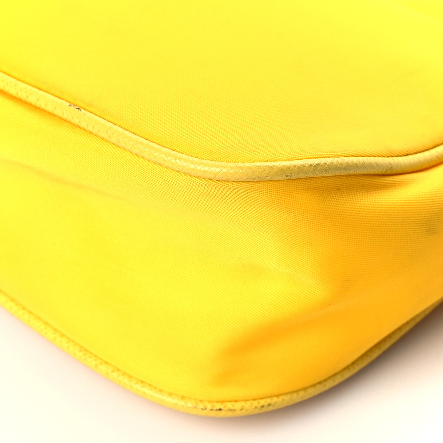 Prada Tessuto Nylon Saffiano Re-Edition 2005 Shoulder Bag Giallo 10 of 18