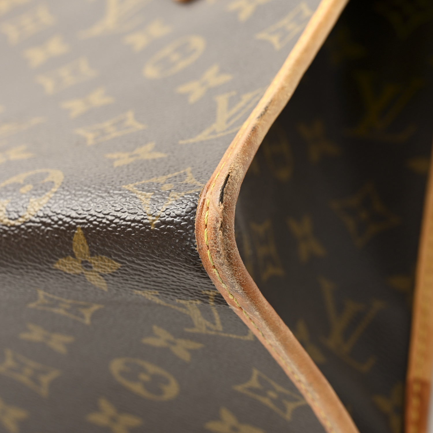 Louis Vuitton Monogram Popincourt Haut 11 of 12