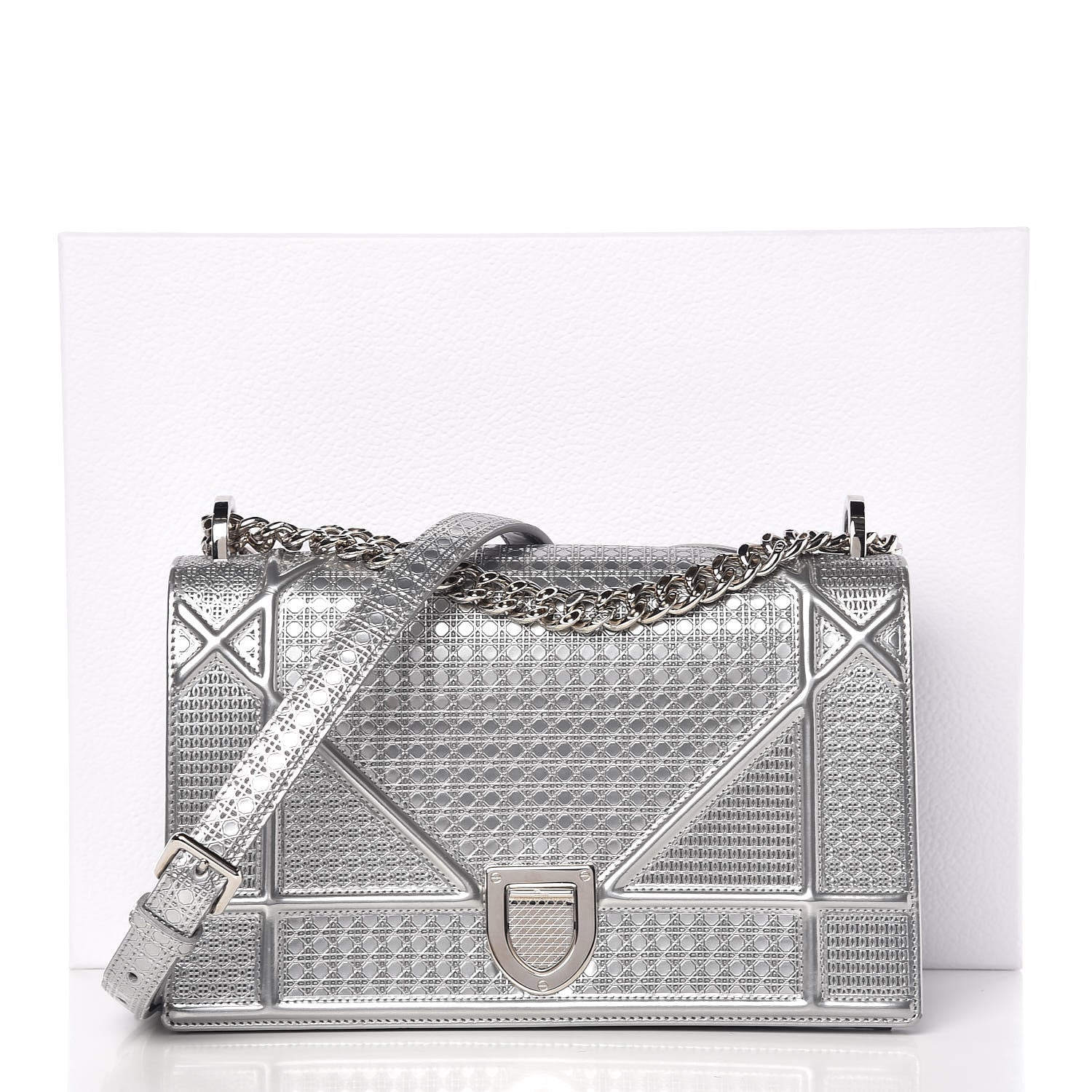Christian Dior Metallic Patent Micro-Cannage Medium Diorama Flap Bag Silver 10 of 10