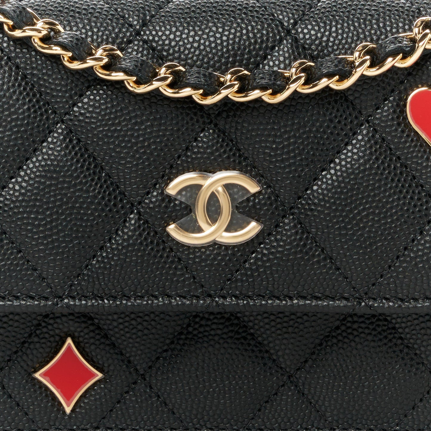 Caviar Quilted Enamel Coco Casino Flap Phone Holder With Chain Black