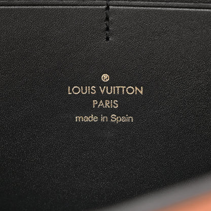 Louis Vuitton Taurillon Dauphine Bumbag Blackberry Snow 6 of 10