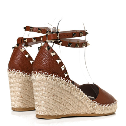 Valentino Garavani Grained Calfskin Rockstud Ankle Wrap Espadrille 15/85mm Wedges 35 Cuoio 4 of 9