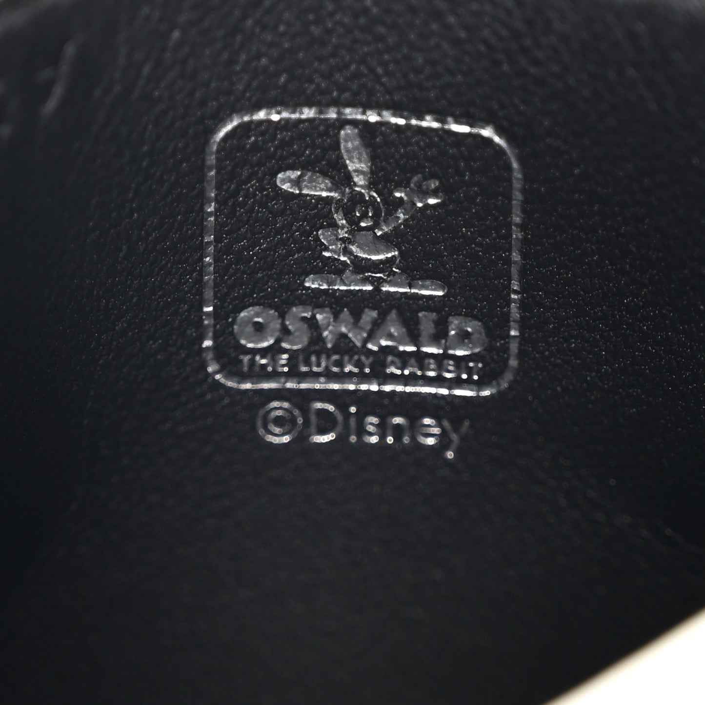 X DISNEY Calfskin Oswald Card Holder White Black