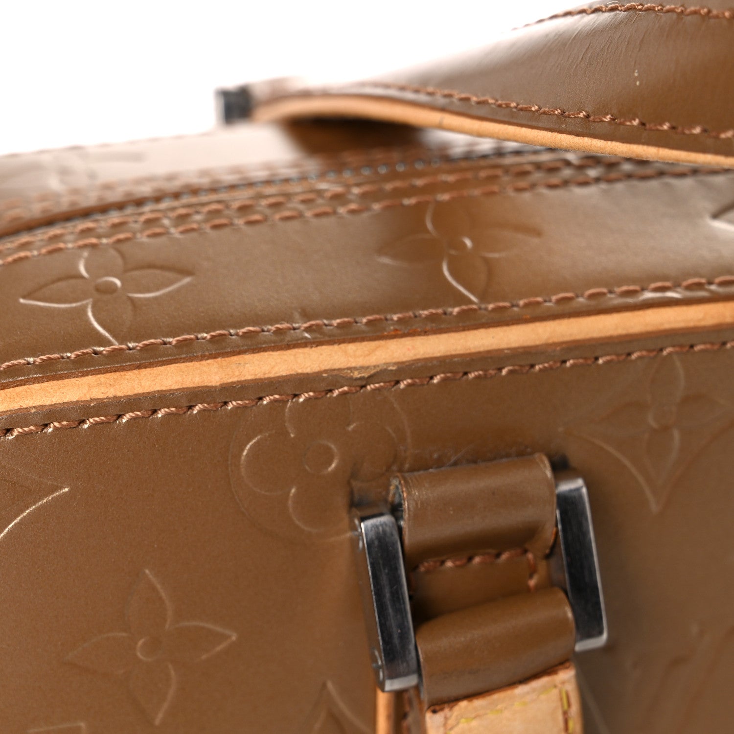 Louis Vuitton Mat Monogram Shelton Ambre 17 of 35