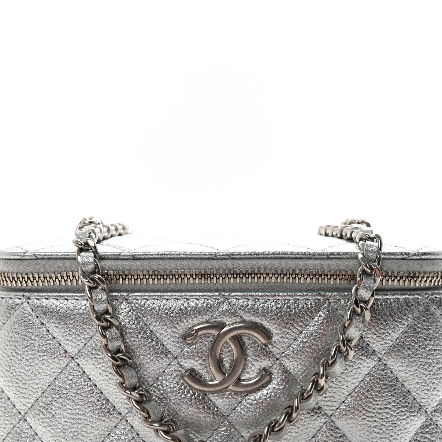 Metallic Caviar Quilted Small Vanity Case With Chain Silver