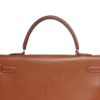 Hermes Courchevel Kelly Sellier 35 Gold 8 of 27