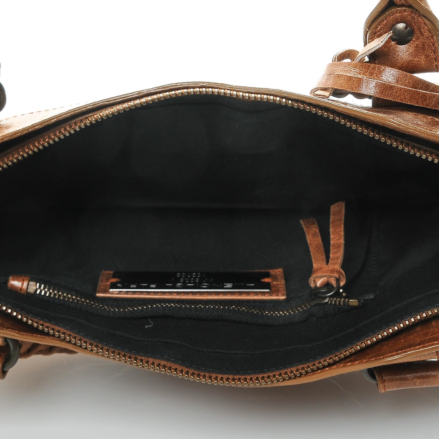 Chevre Classic Hardware First Cognac