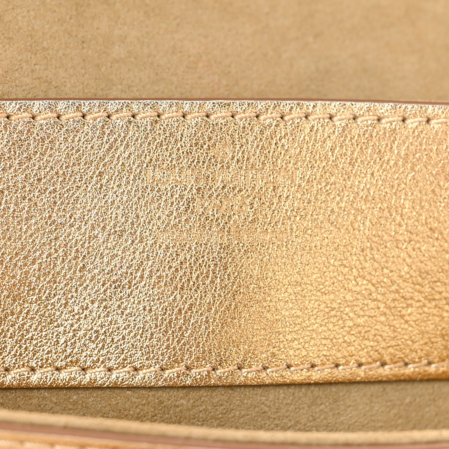 Calfskin Neo Sobe Louise EW Clutch Gold