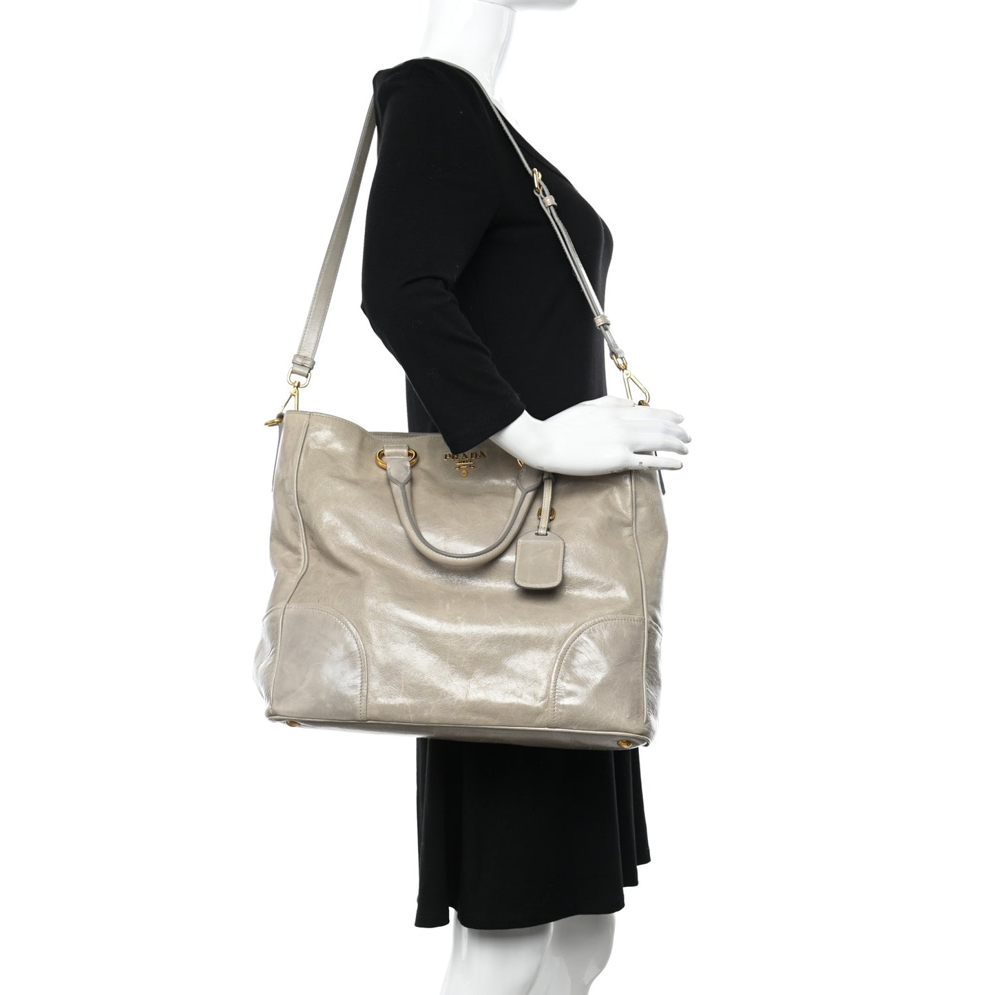 Vitello Shine Shopping Satchel Nube