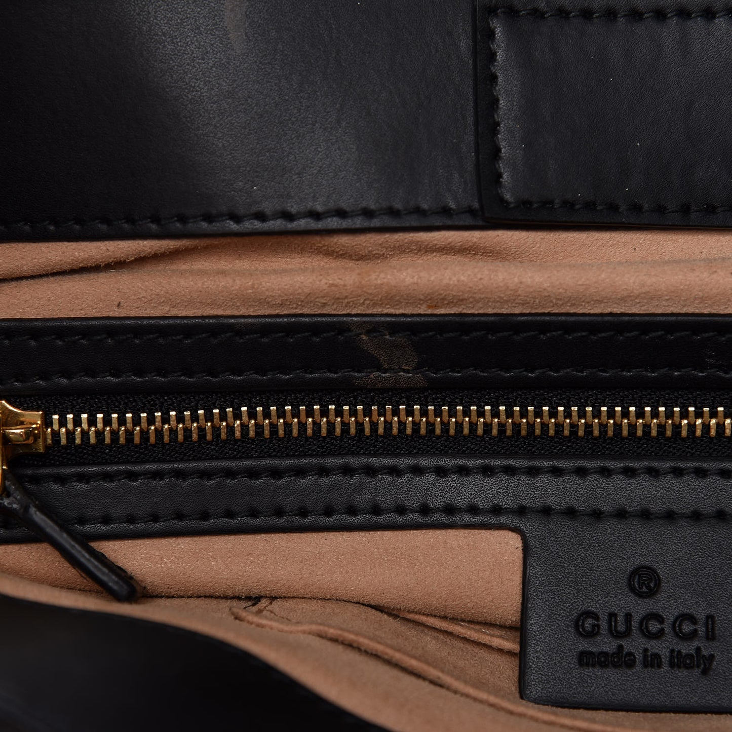 Soft GG Supreme Monogram Bees Small Crossbody Tote Beige Oro Black