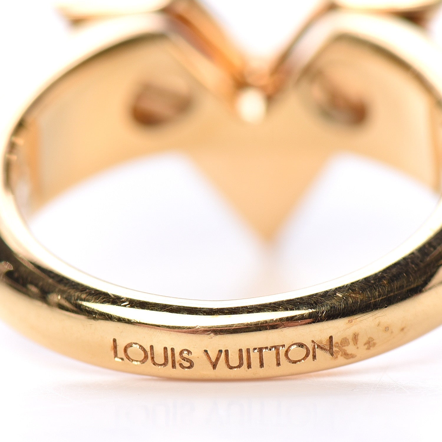Louis Vuitton Essential V Guilloché Ring S Gold 6 of 7