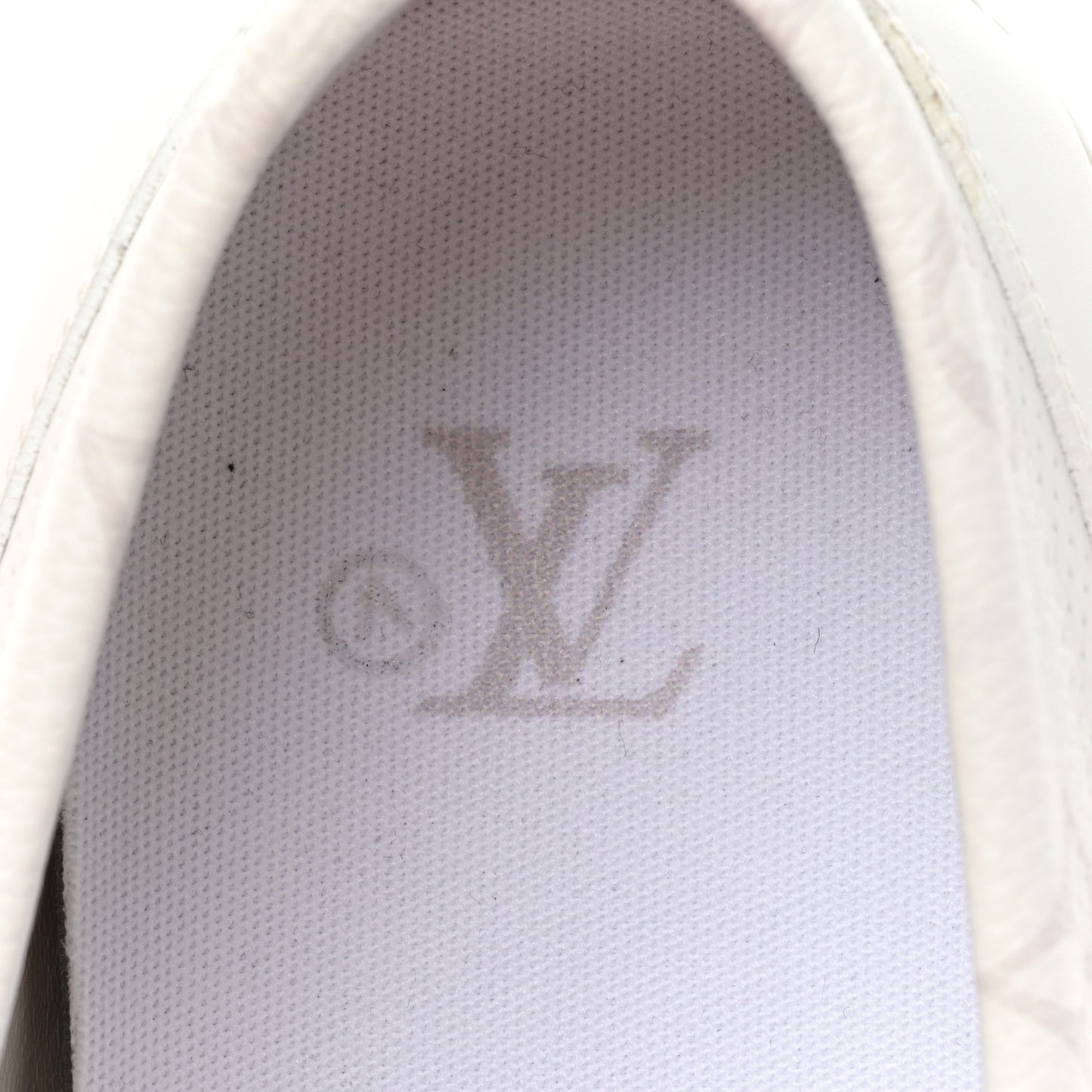 Perforated Calfskin Monogram Mens LV Racer Mocassin Loafers 8.5 White