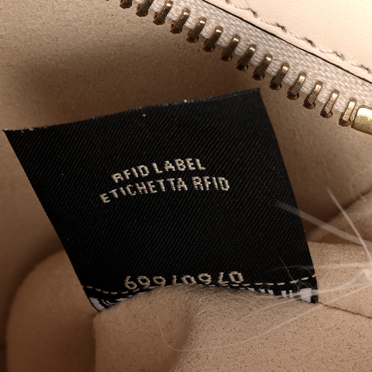 Fendi Fox Fur Vitello Fendi O'Lock Swing Camelia 7 of 10