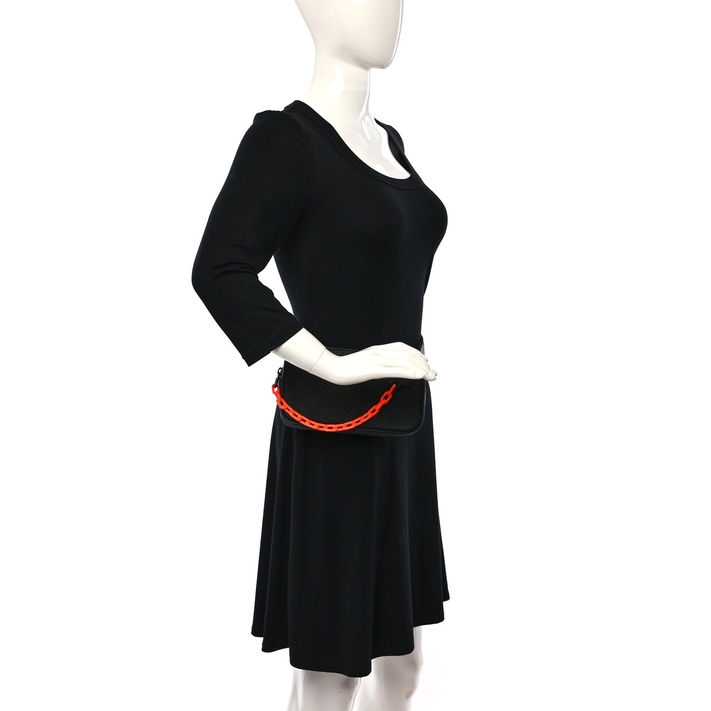 Taurillon Monogram Uniformes Solar Ray Soft Pochette Volga Belt Bag Black