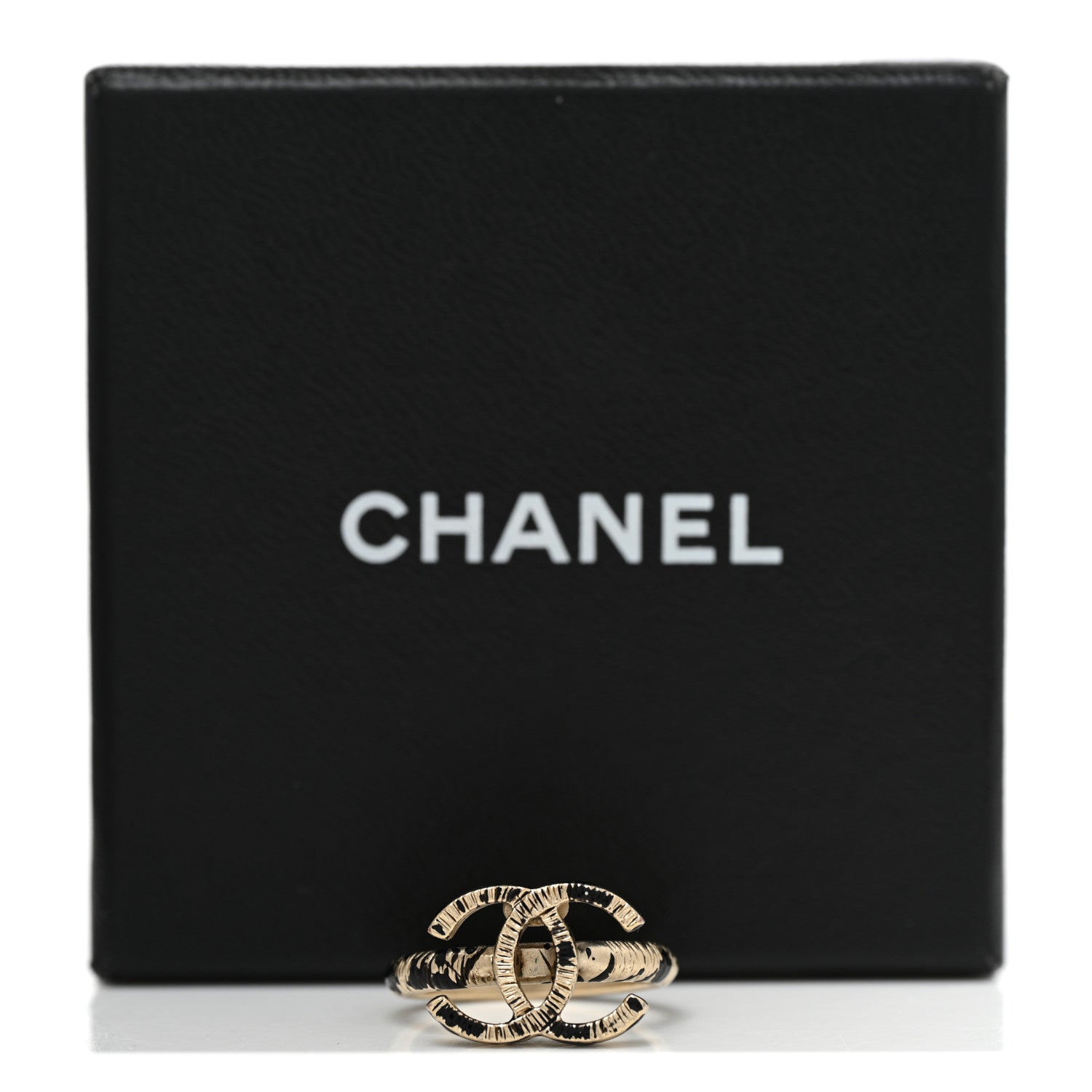 Chanel Matte Jackson Pollock Splattered Paint CC Ring 54/7 Gold Black 5 of 5