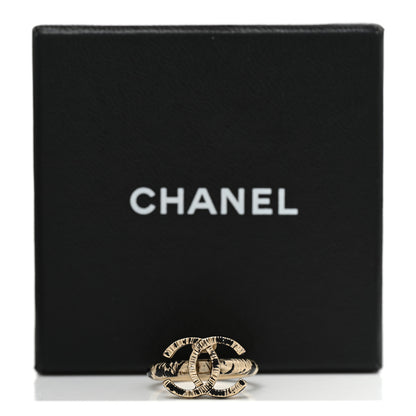 Chanel Matte Jackson Pollock Splattered Paint CC Ring 54/7 Gold Black 5 of 5
