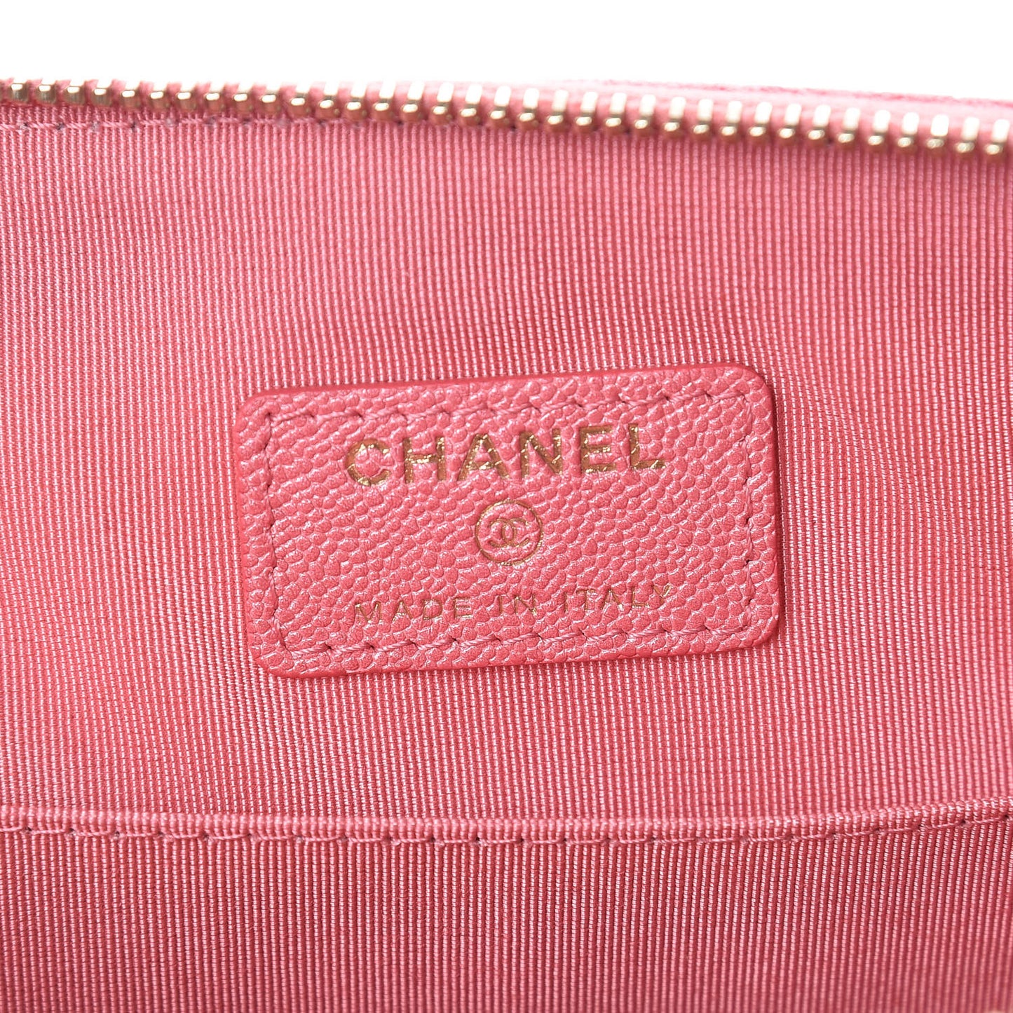 Iridescent Caviar Quilted Medium Flap Cosmetic Case Pink