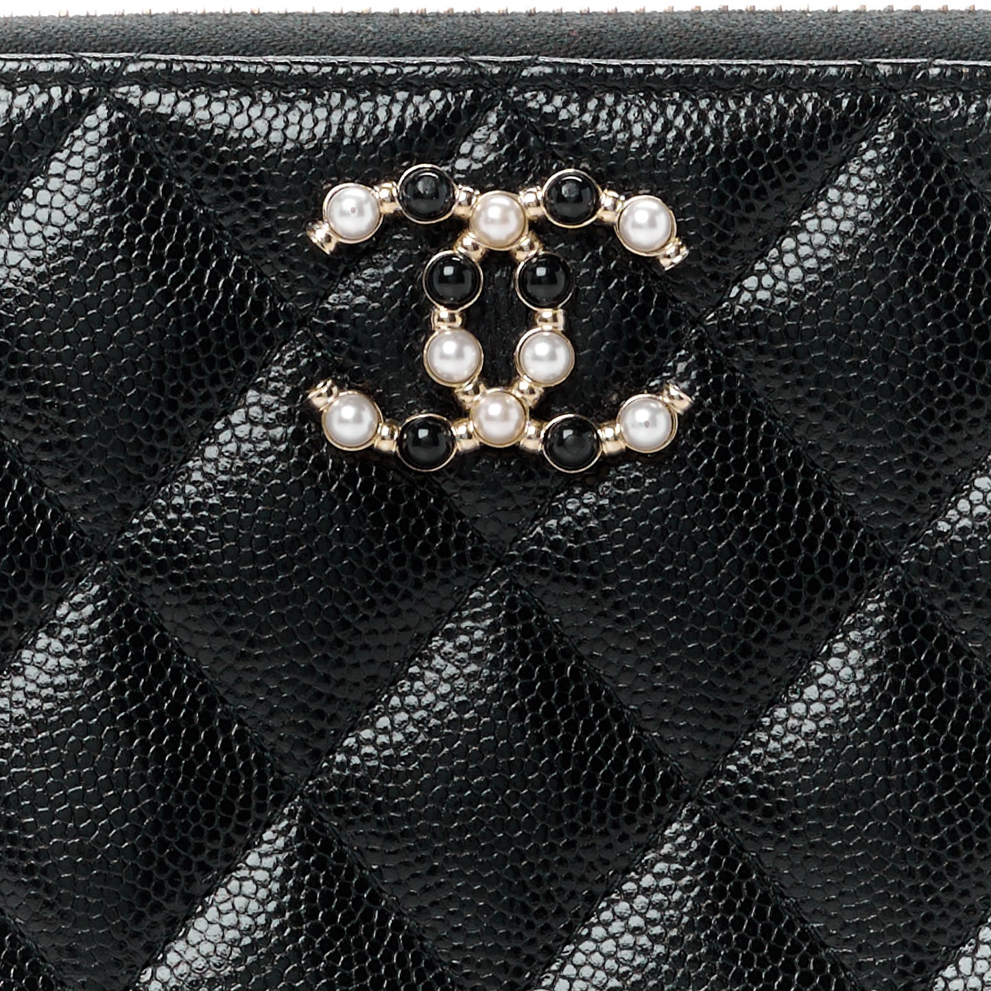 Caviar Quilted Pearl Coco Candy Large Gusset Zip Black