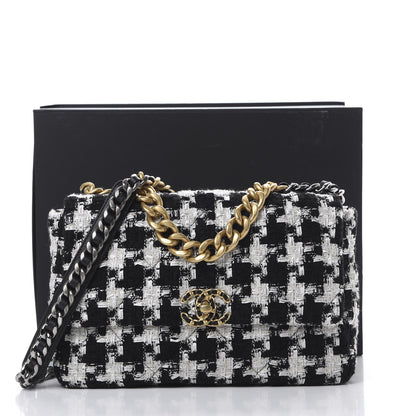 Chanel Tweed Quilted Large 19 Flap Black Ecru White 10 of 10