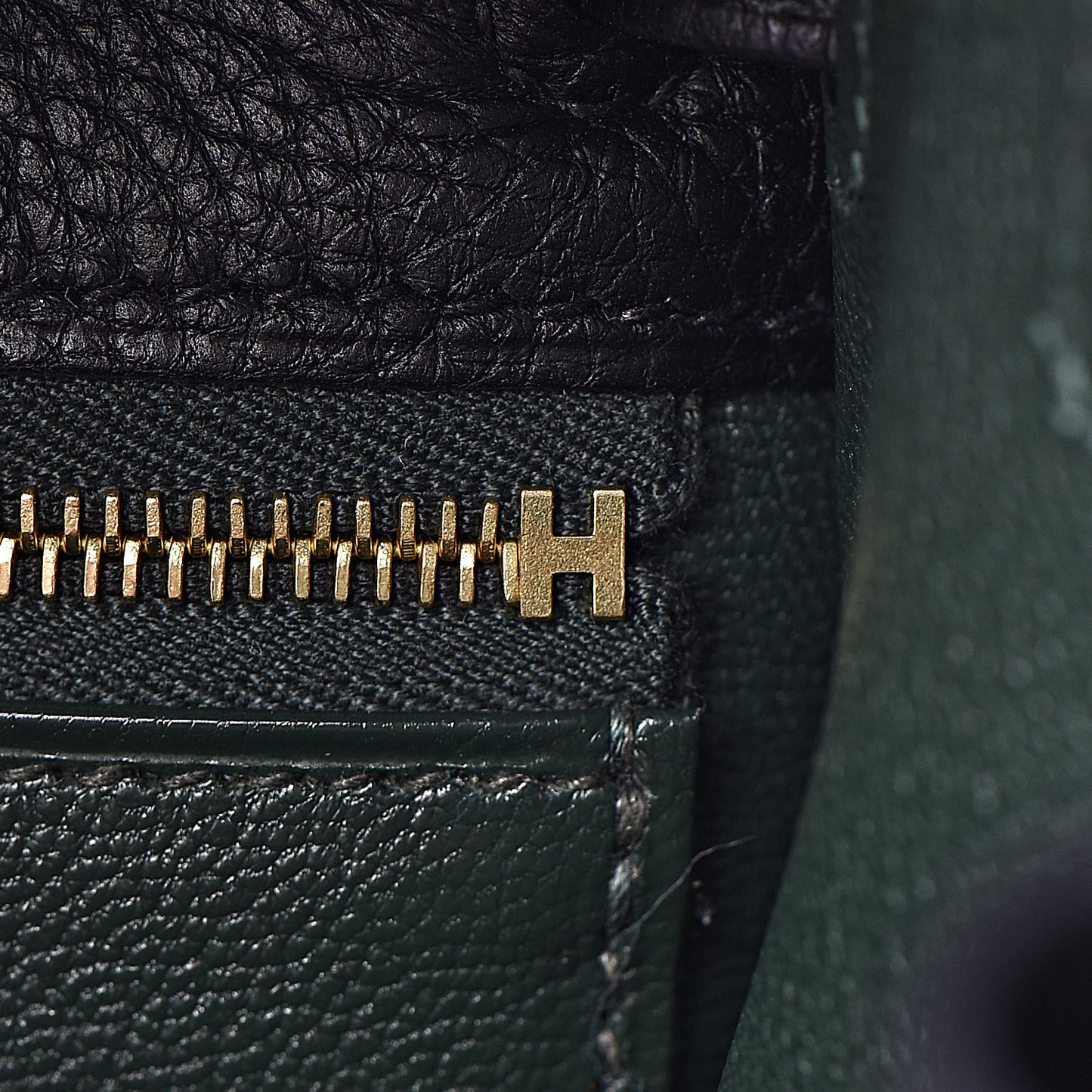 Togo Kelly Horseshoe Sellier 32 Black Vert Fonce