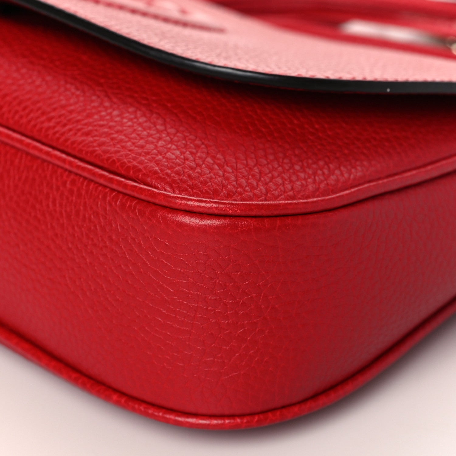 Gucci Pebbled Calfskin Medium Soho Flap Crossbody Vibrant Red 9 of 9