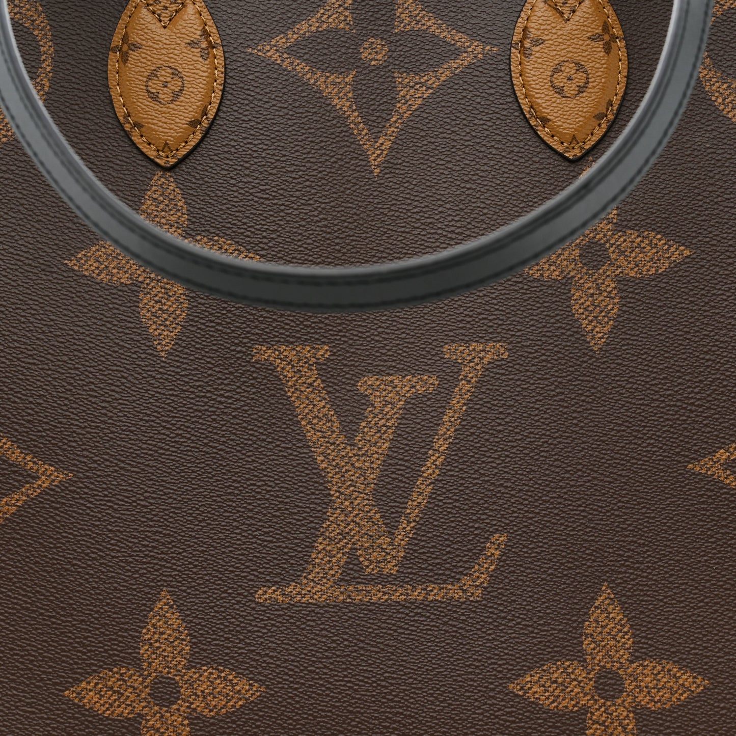 Reverse Monogram Giant Onthego GM