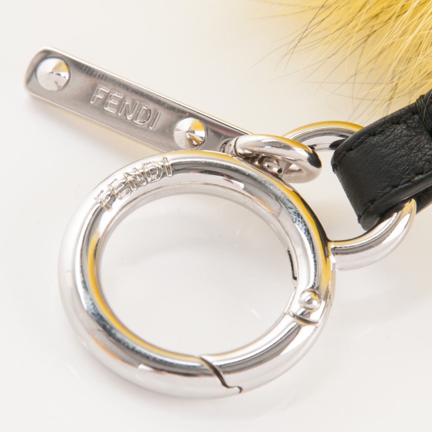 Fox Mink Rabbit Fur Vitello Dolce Flashy Monster Bag Bug Charm Giallo Fluo Multicolor
