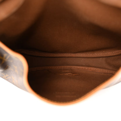 Louis Vuitton Monogram Saumur 30 5 of 12
