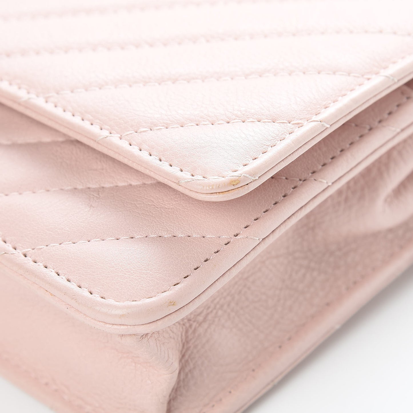 Calfskin Chevron Quilted Wallet On Chain WOC Pink