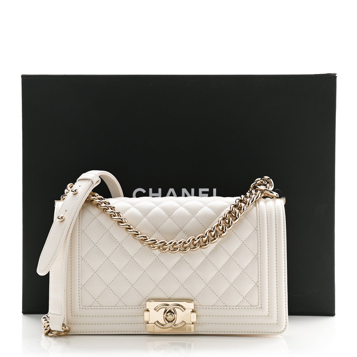 Caviar Quilted Medium Boy Flap White