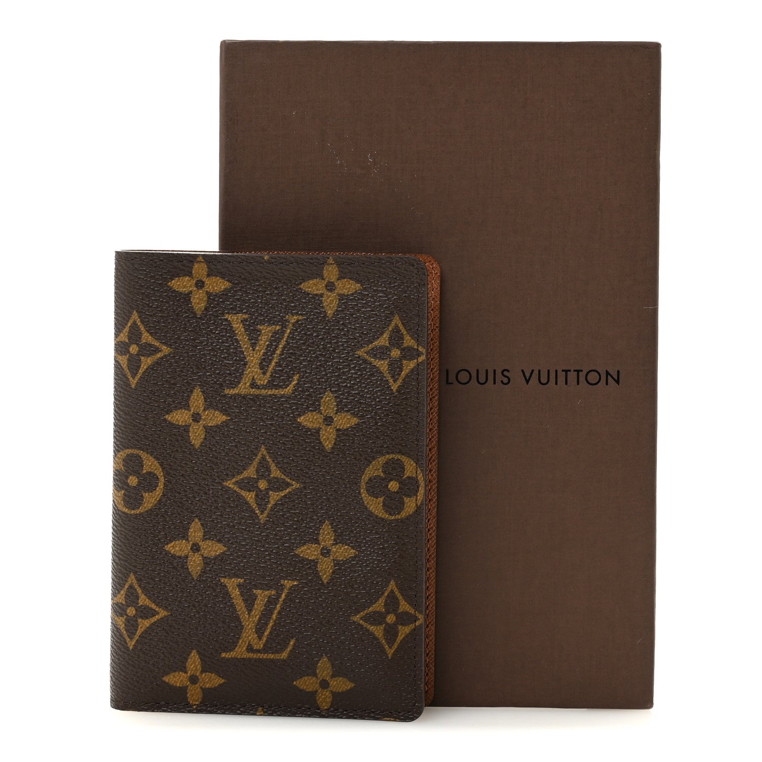 Louis Vuitton Monogram Passport Cover 9 of 9