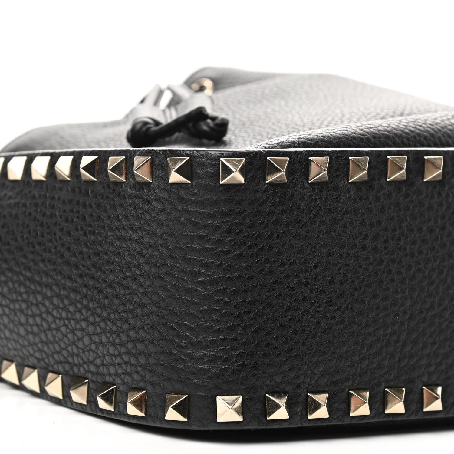 Valentino Garavani Grained Calfskin Rockstud Bucket Bag Black 8 of 9