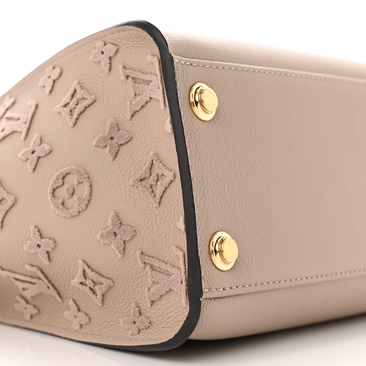 Louis Vuitton Calfskin Monogram Tufting On My Side Galet 8 of 11