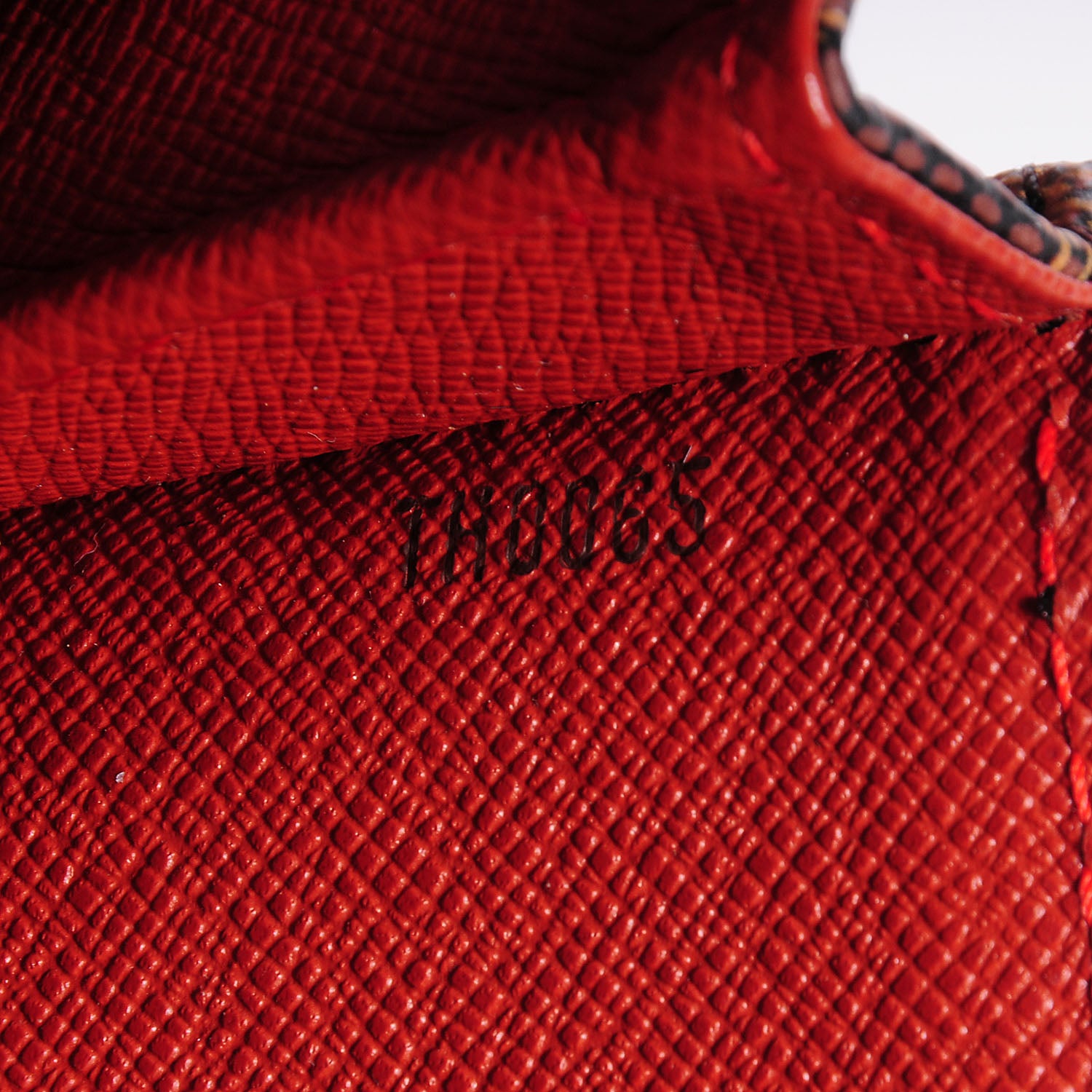 Louis Vuitton Damier Ebene Tribeca Long 7 of 7