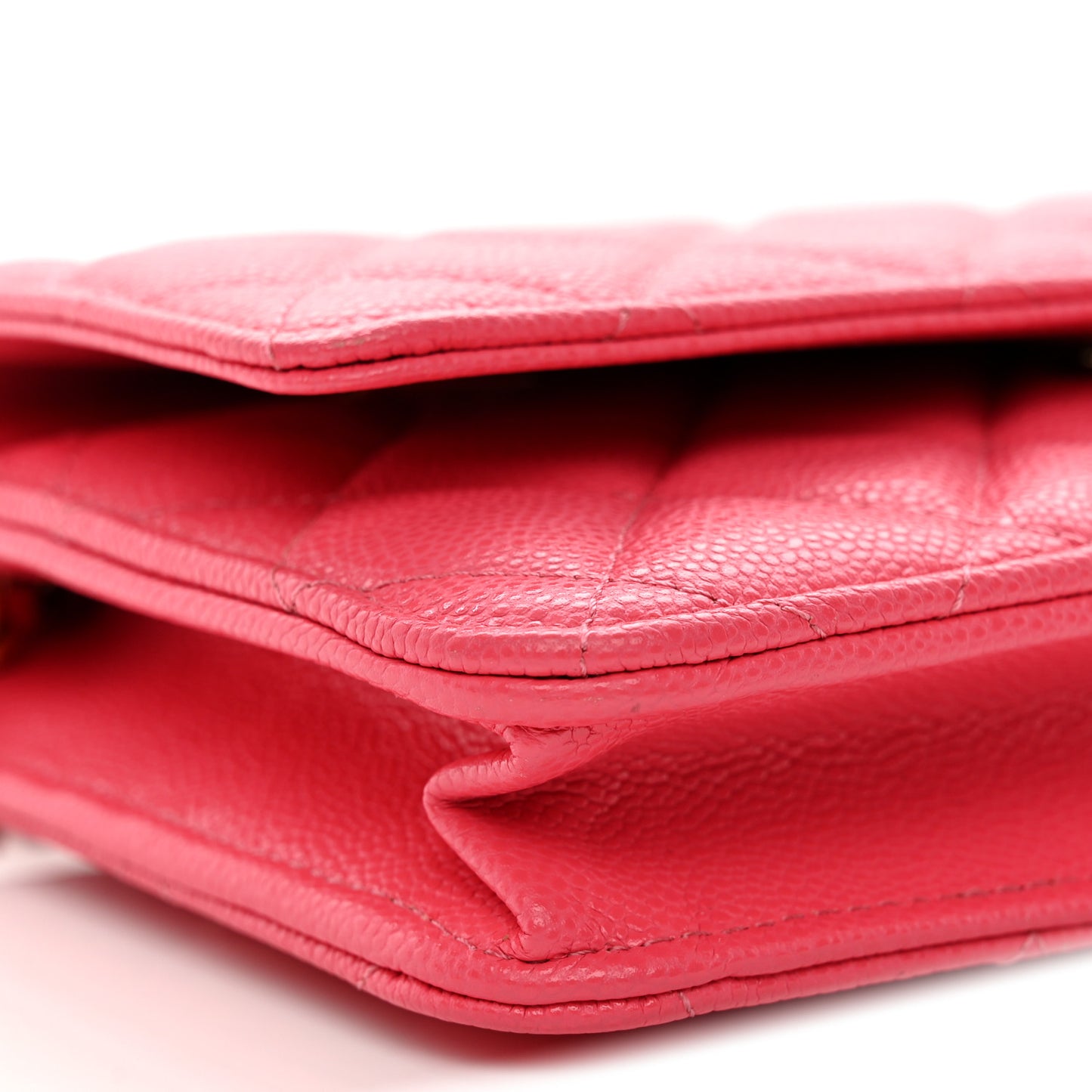 Caviar Quilted Wallet on Chain WOC Pink
