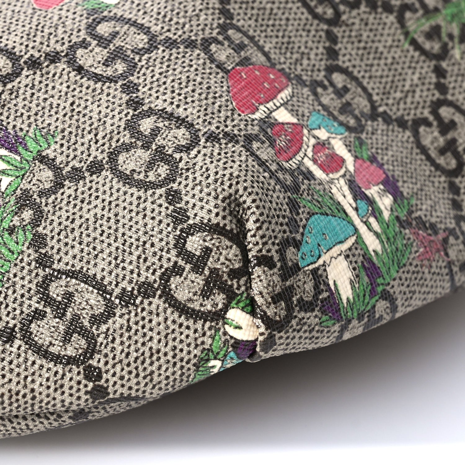 Gucci GG Supreme Childrens Mushroom Print Belt Bag 9 of 10