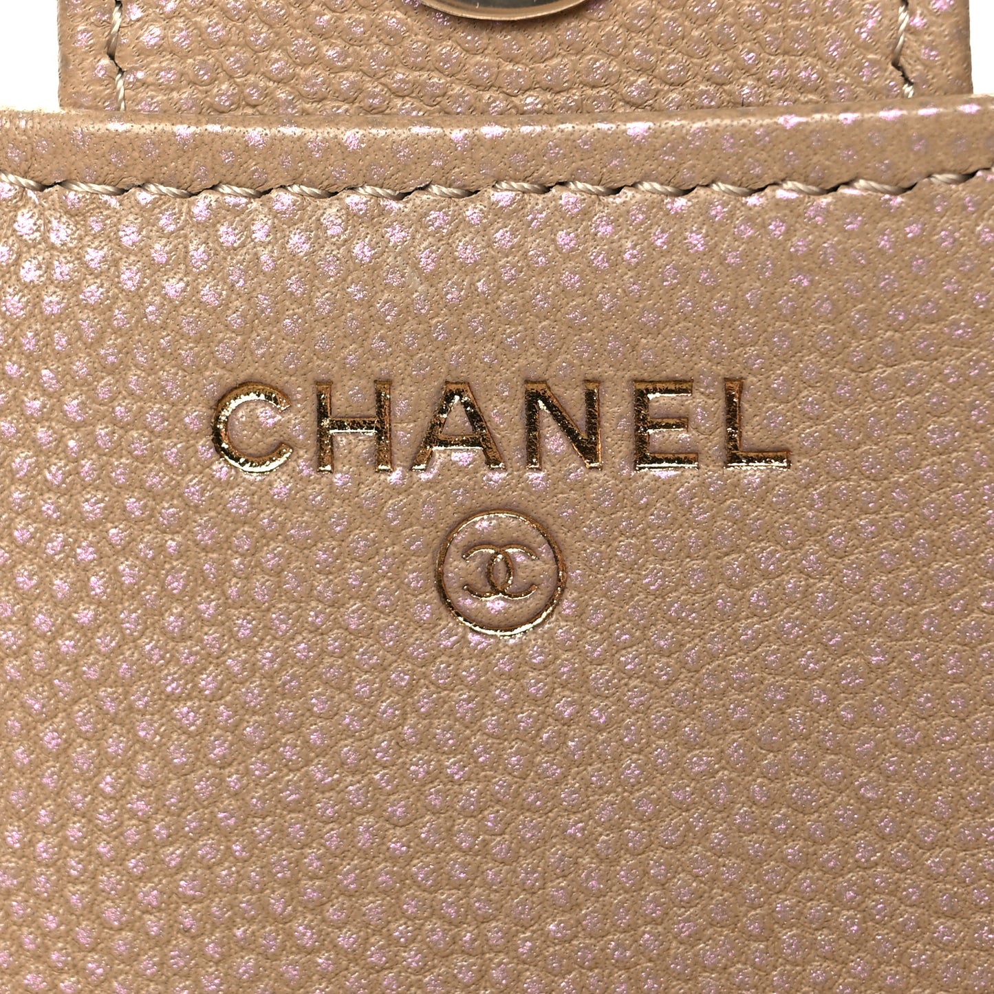 Iridescent Caviar Quilted Flap Phone Holder With Chain Beige