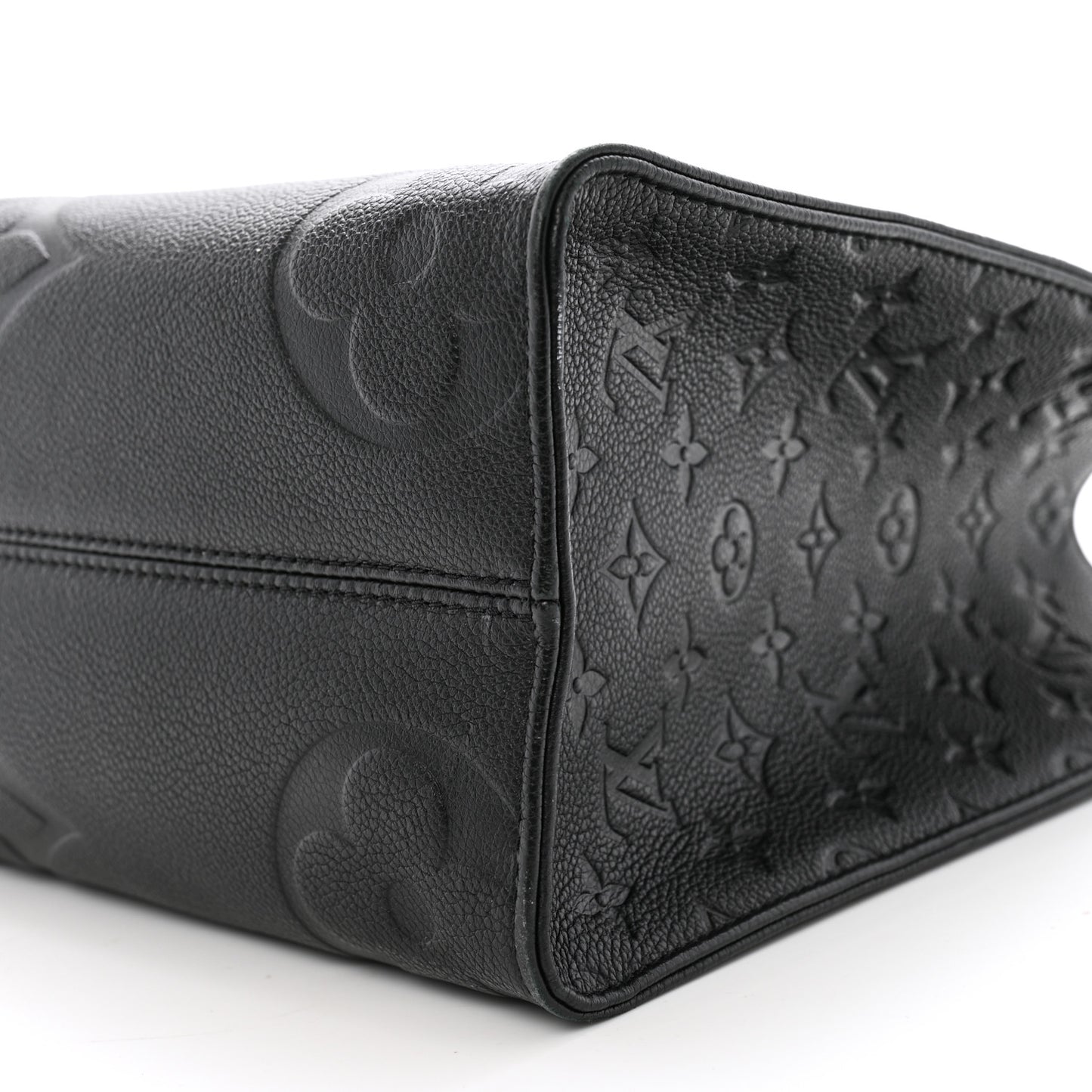 Empreinte Monogram Giant Onthego MM Black