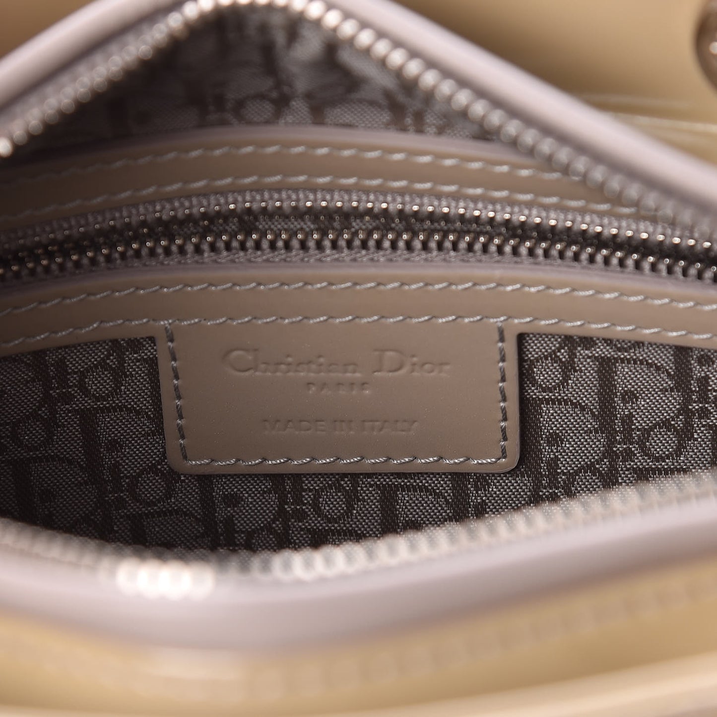Pearlized Patent Cannage Medium Lady Dior Grey