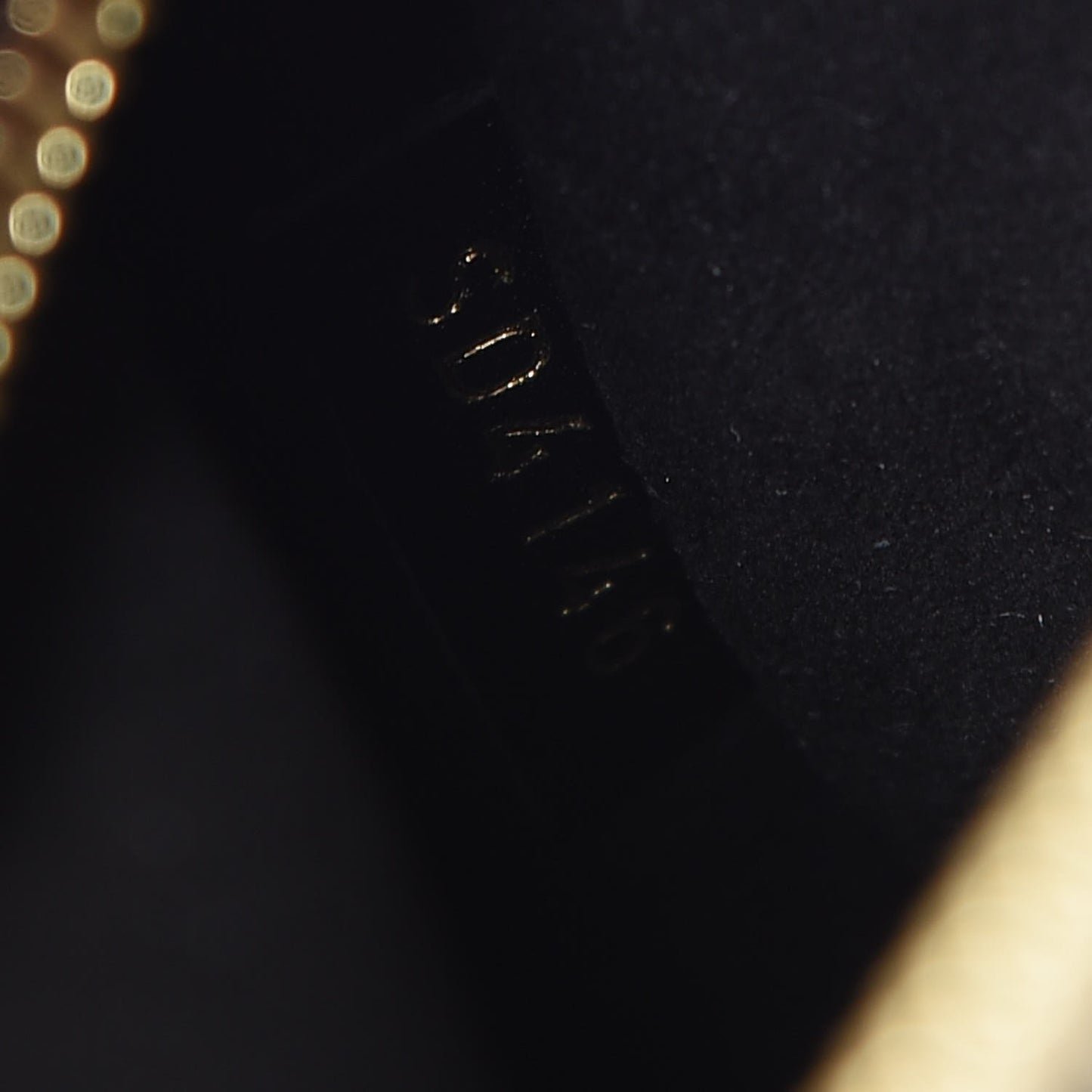 Reverse Monogram Pochette Metis