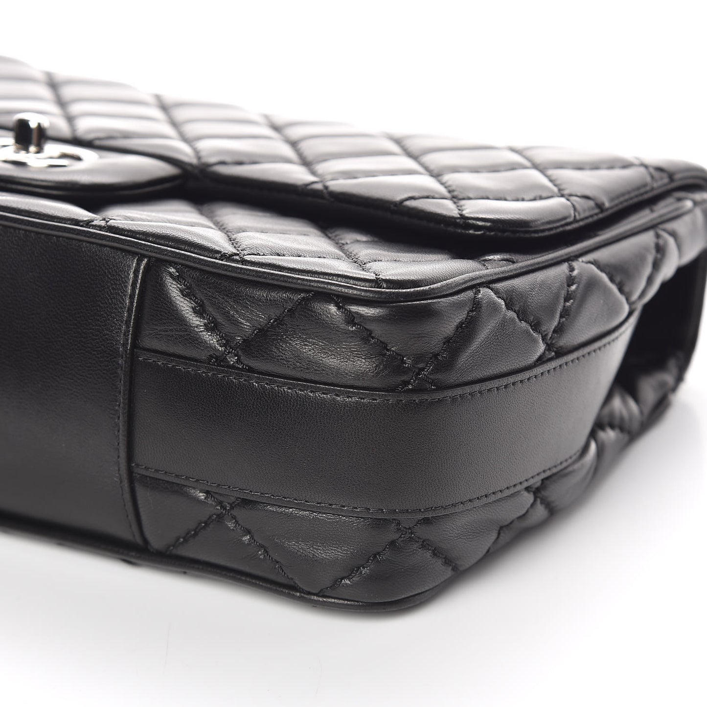 Lambskin Quilted Jumbo Easy Carry Flap Black