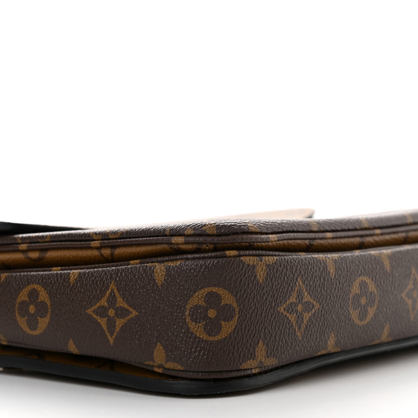 Reverse Monogram Pochette Metis