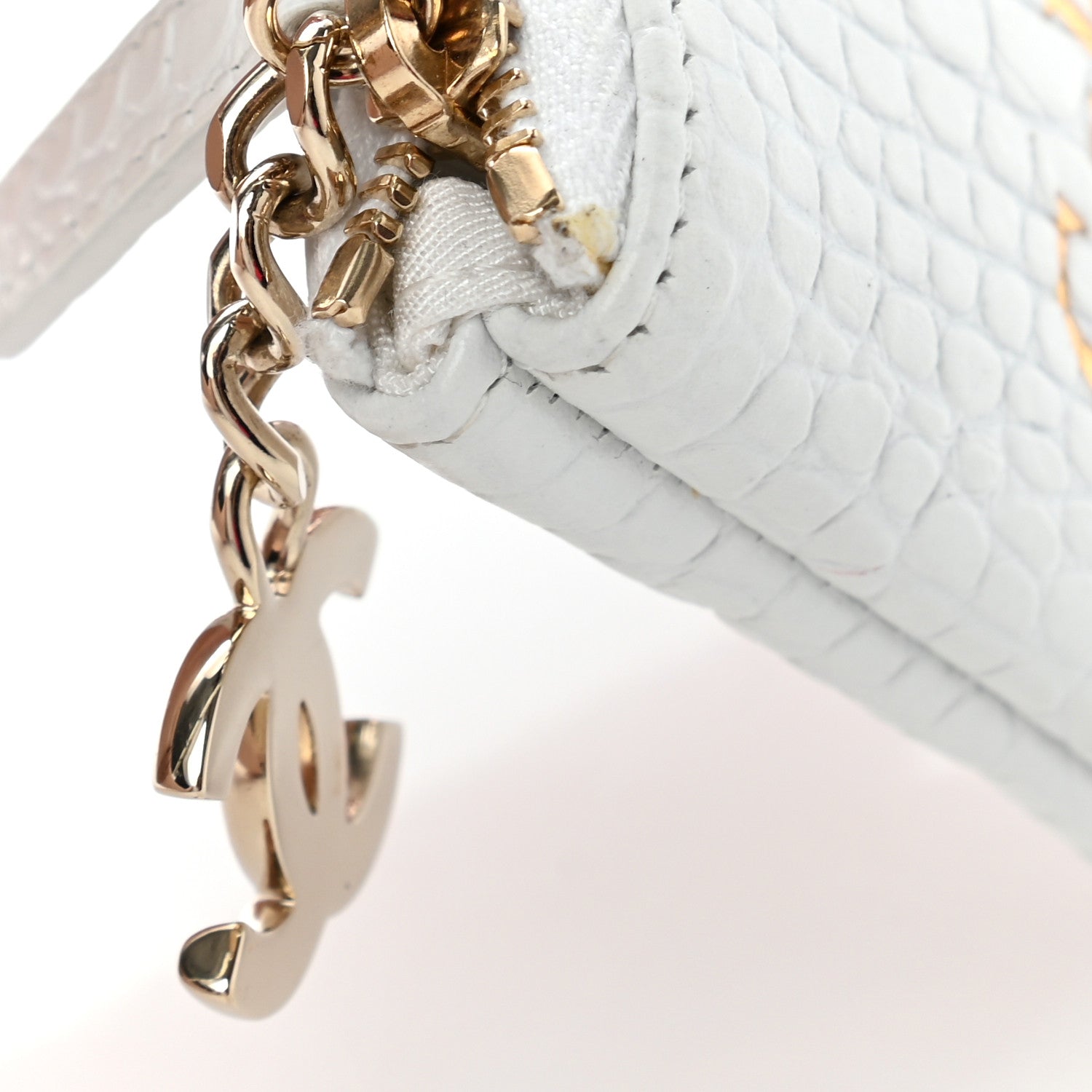 Chanel Calfskin Crocodile Embossed Cocodile Cosmetic Case White Gold 8 of 10