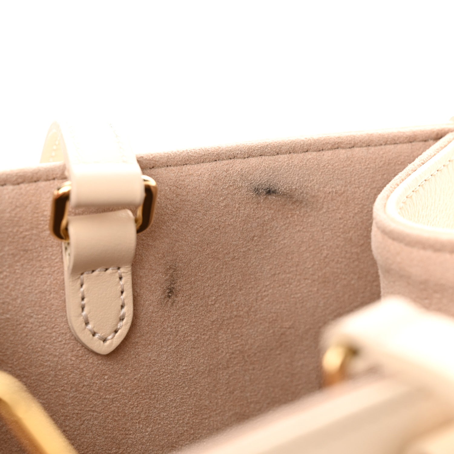 Louis Vuitton Empreinte Monogram Giant Onthego MM Creme Rose Trianon 10 of 14