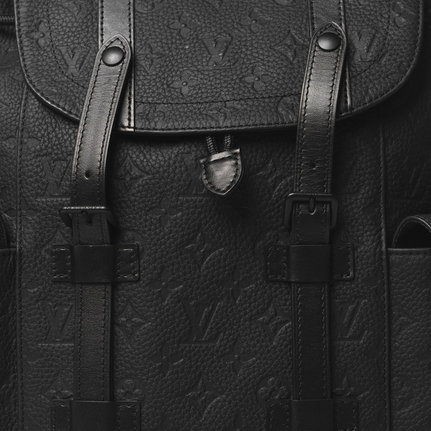 Taurillon Monogram Christopher MM Backpack Black